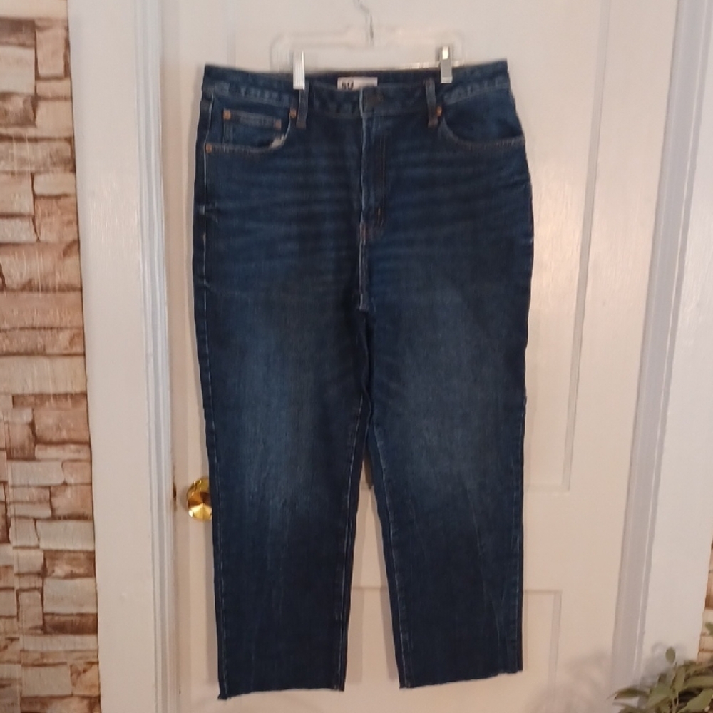 SO Blue Slim, Straight Jeans Cropped Classic Style Womens Size 17/ 33